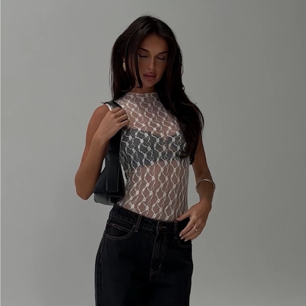 Elegant Lace Patterned Top